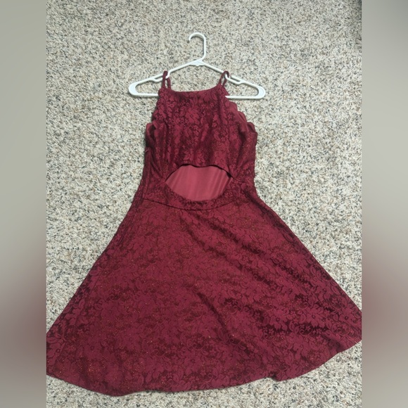 Elegant Red Lace Dress Sz S - Picture 5 of 6